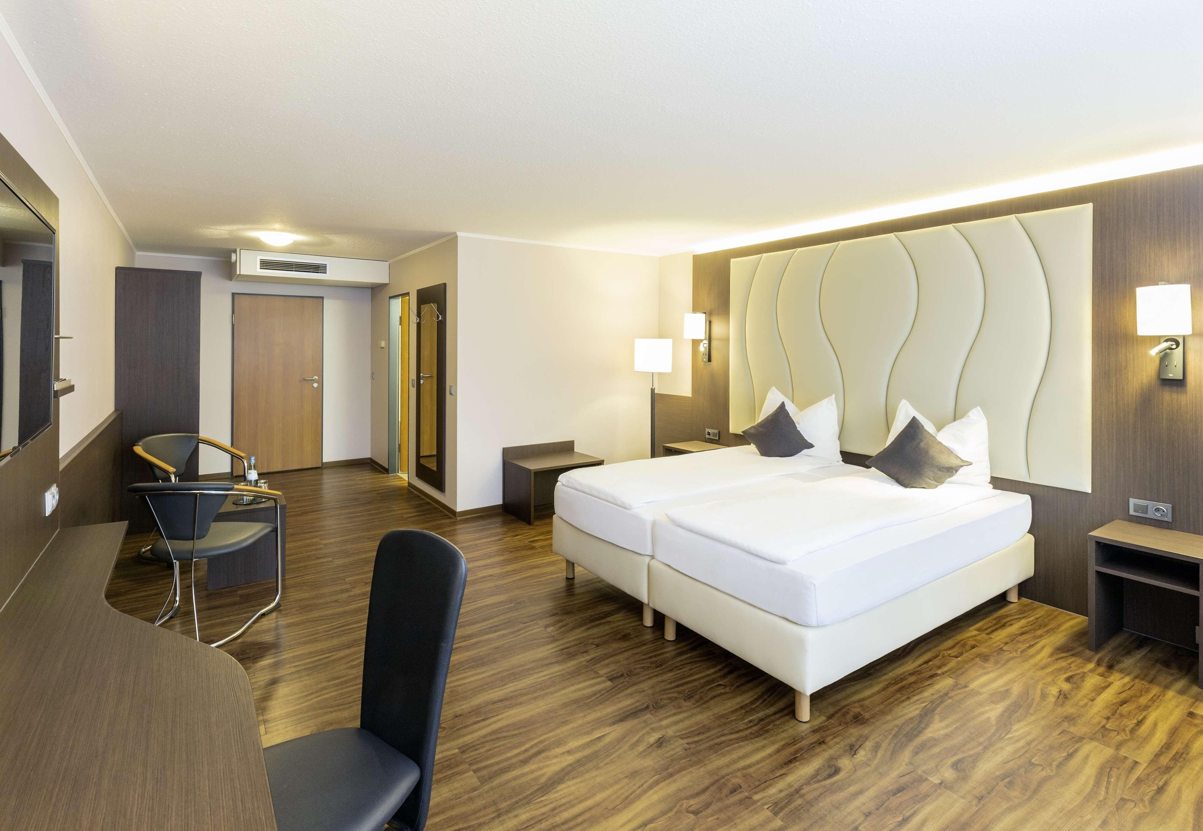 Best Western Plaza Hotel MHG Zewnętrze zdjęcie
