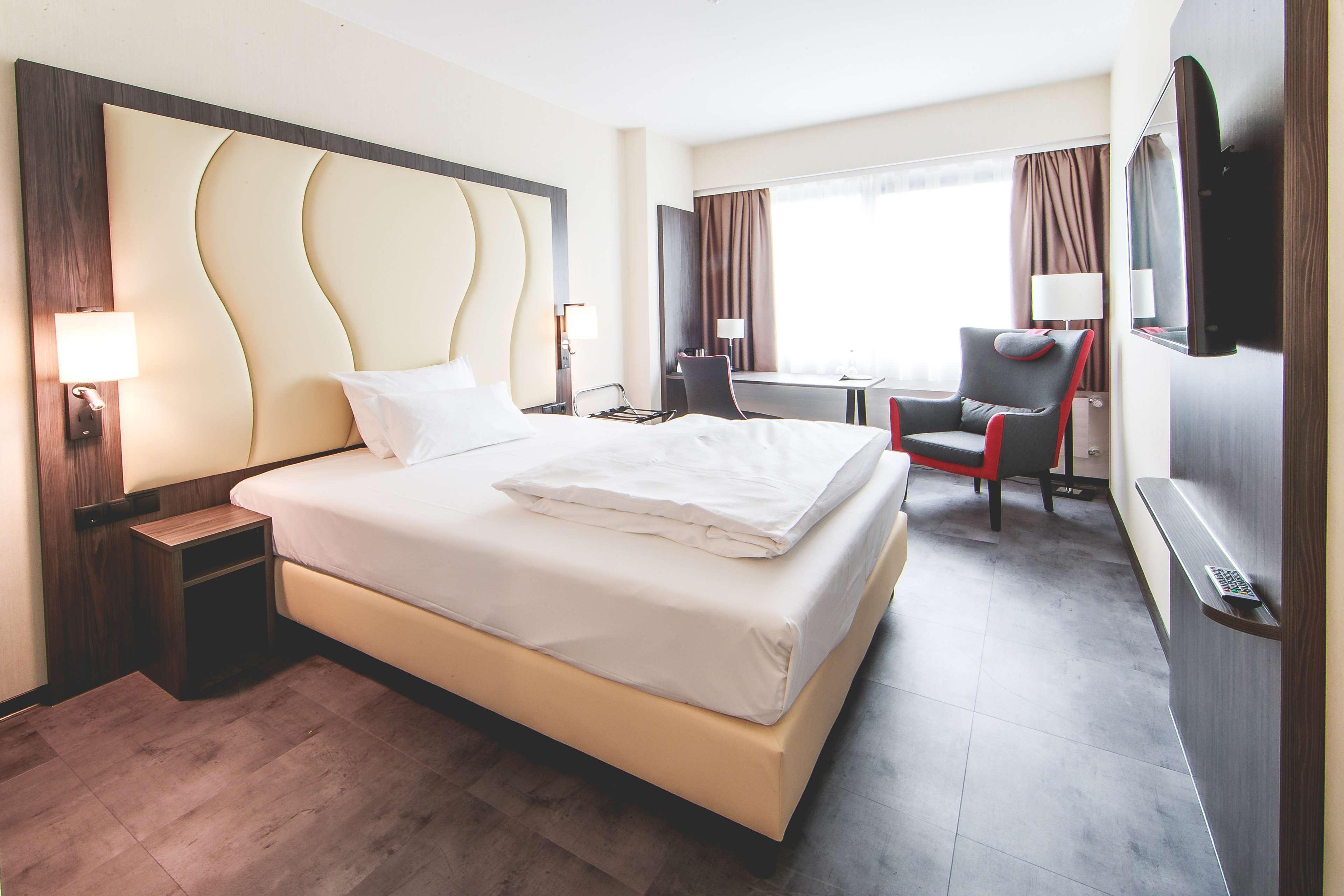 Best Western Plaza Hotel MHG Zewnętrze zdjęcie