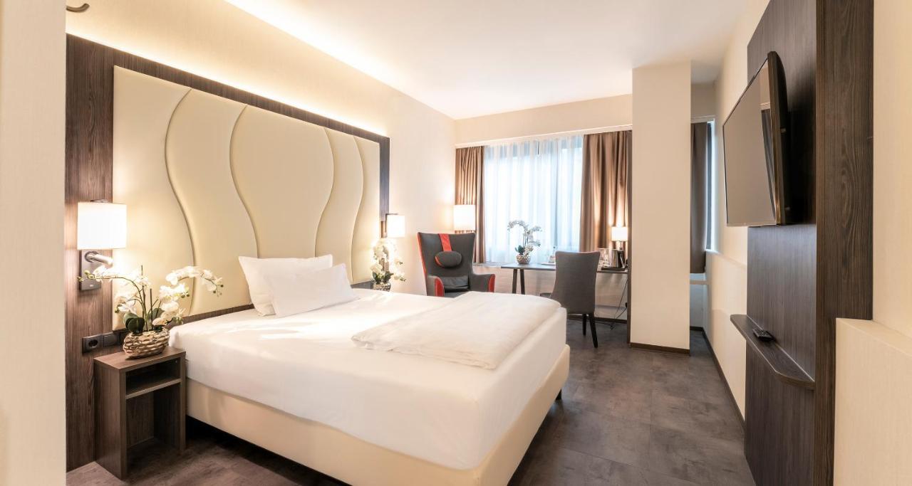 Best Western Plaza Hotel MHG Zewnętrze zdjęcie