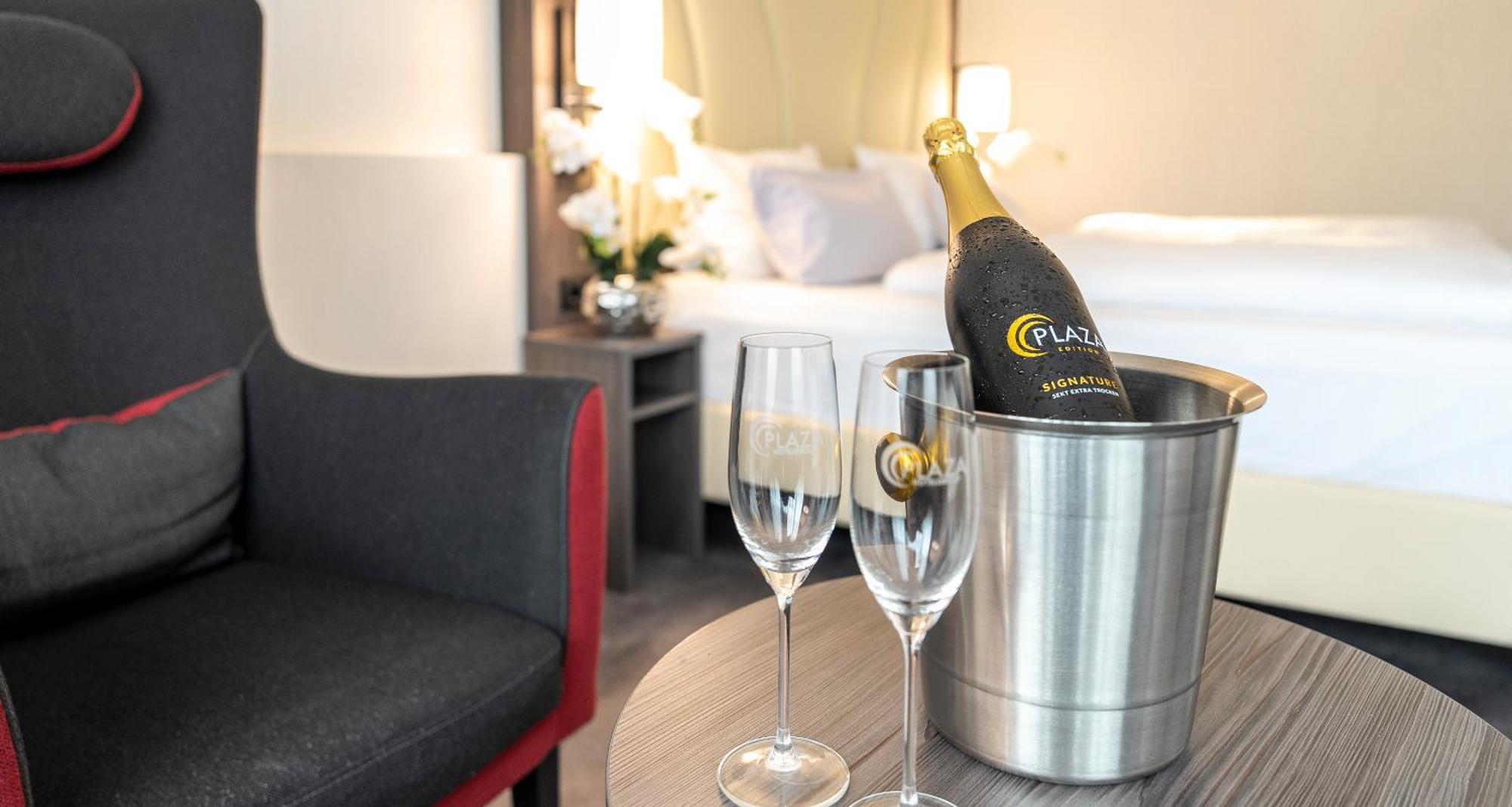 Best Western Plaza Hotel MHG Zewnętrze zdjęcie