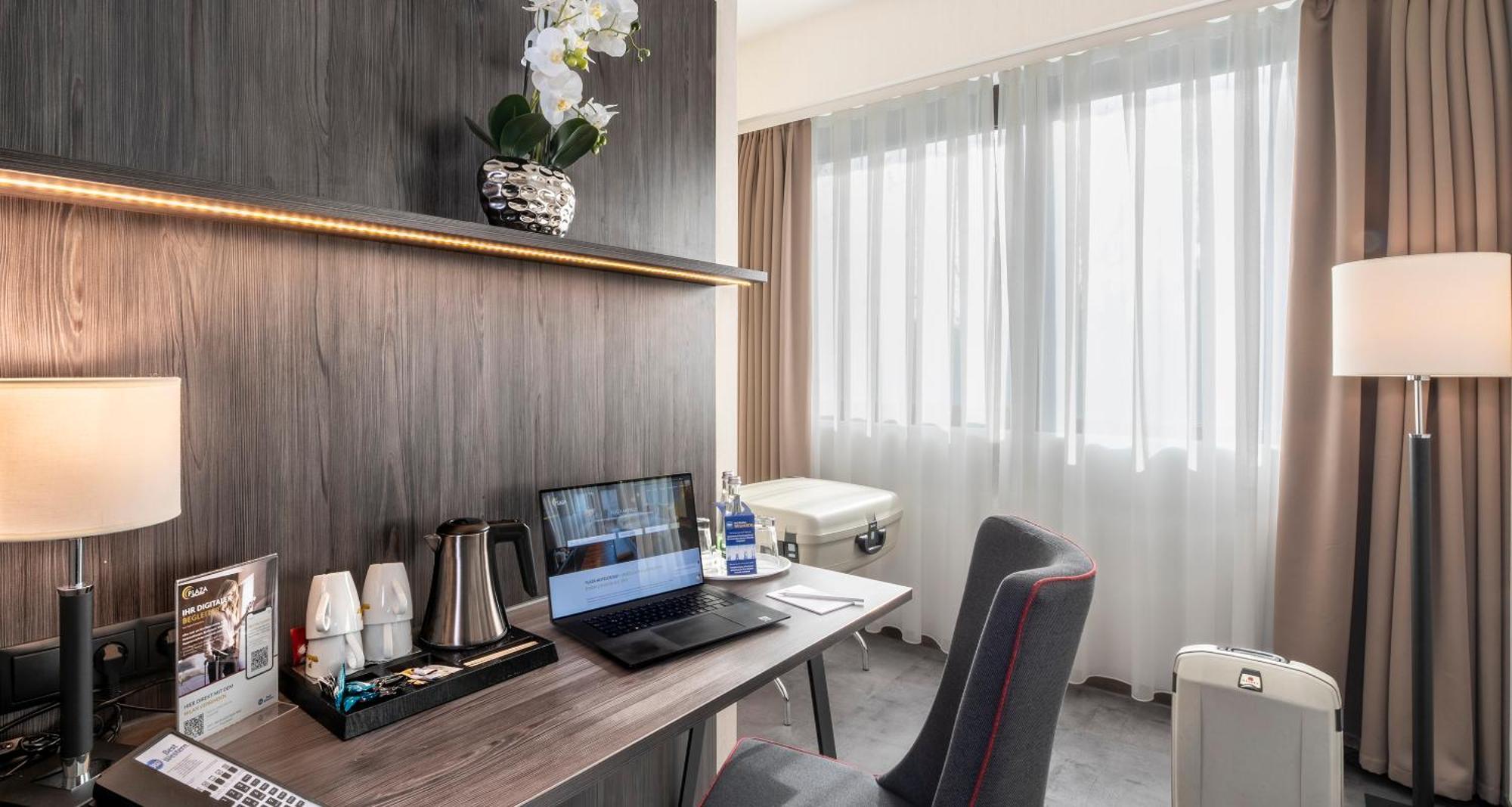 Best Western Plaza Hotel MHG Zewnętrze zdjęcie
