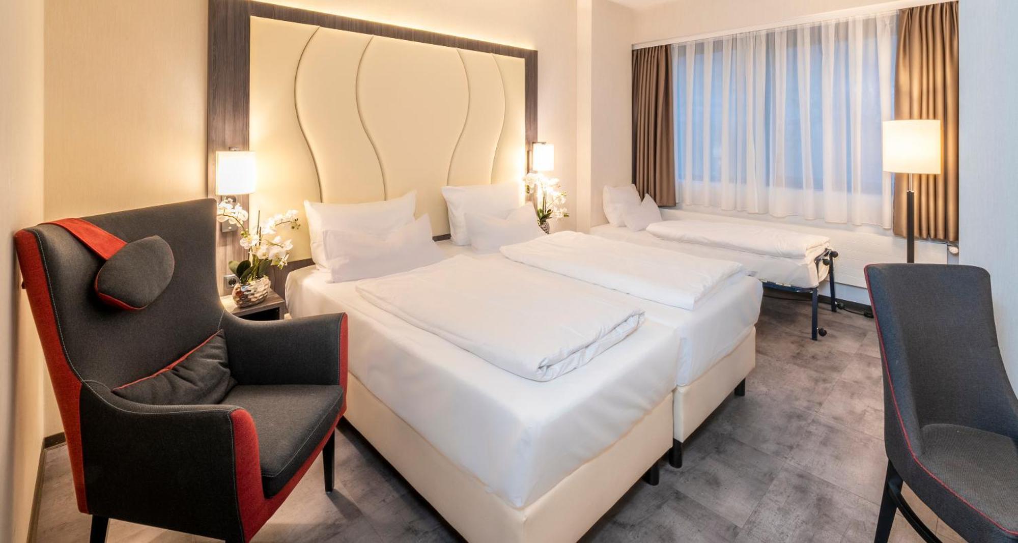 Best Western Plaza Hotel MHG Zewnętrze zdjęcie