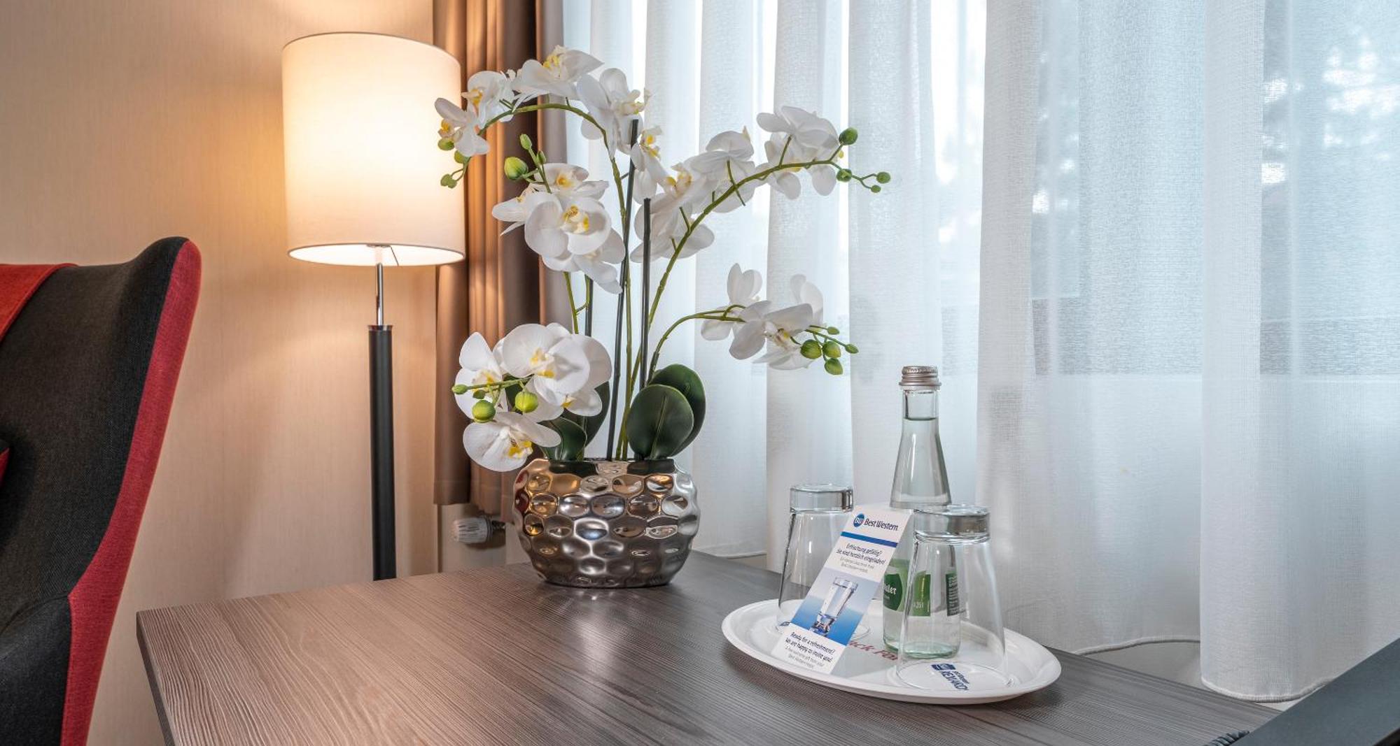 Best Western Plaza Hotel MHG Zewnętrze zdjęcie