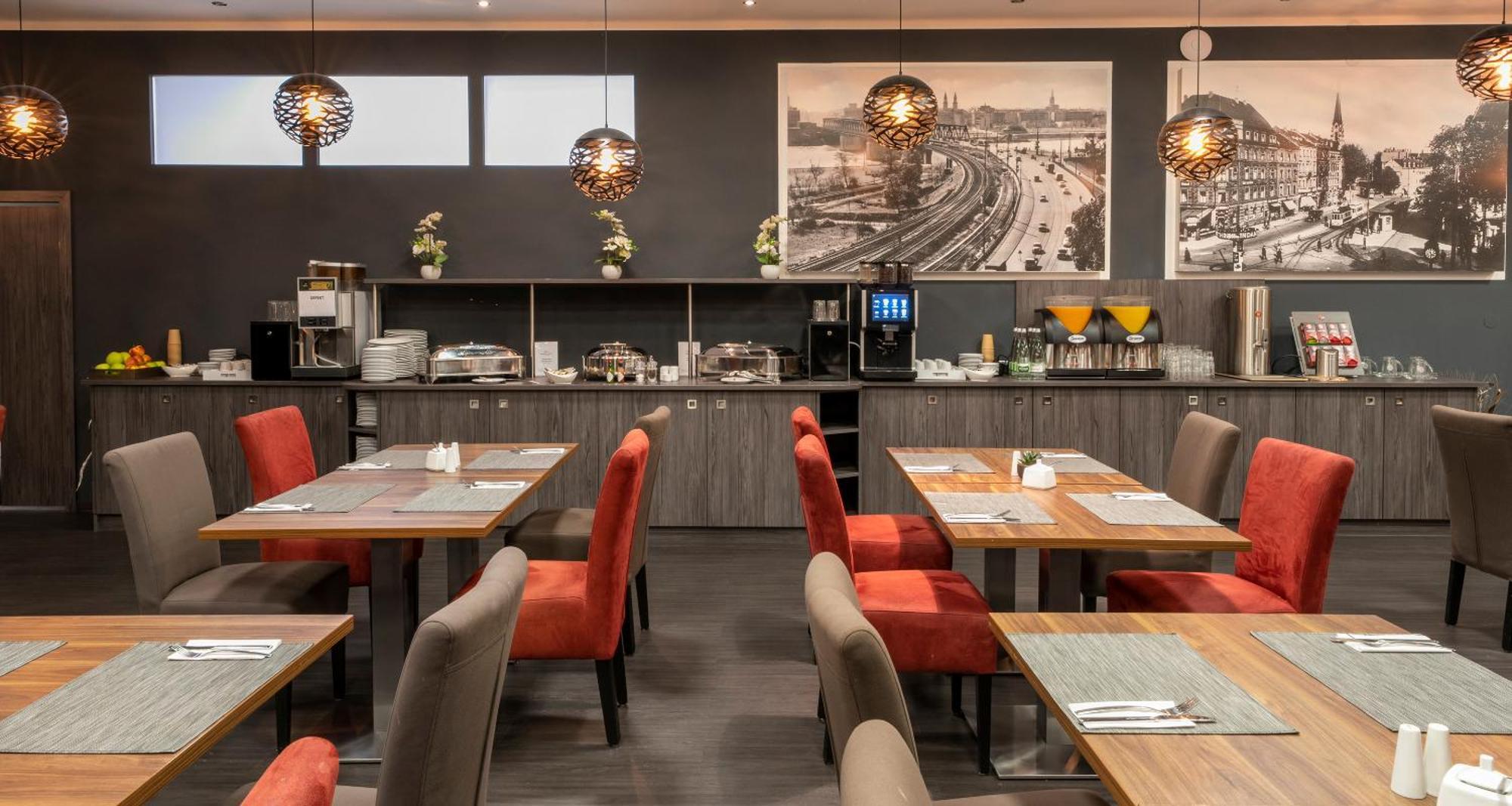 Best Western Plaza Hotel MHG Zewnętrze zdjęcie
